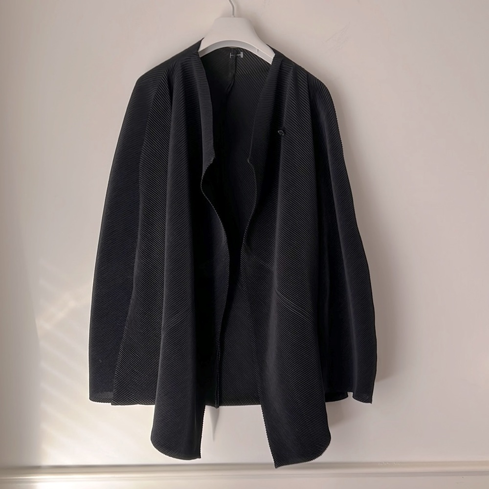 Issey Miyake Pleated Cape Cardigan Navy Medium